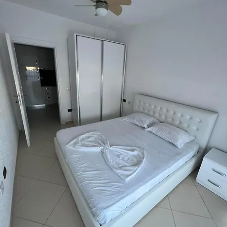 Gjilani Apartmants *